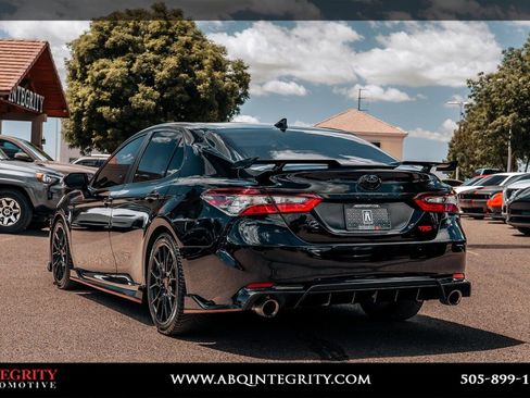 Used 2022 Toyota Camry TRD FWD image 5
