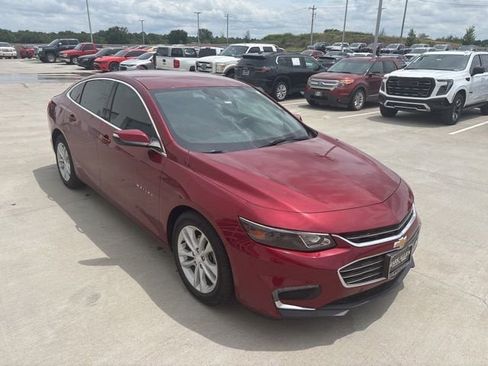 Used 2018 Chevrolet Malibu Hybrid w/ Leather Package FWD image 1