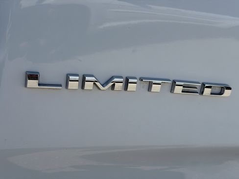 Used 2021 RAM 1500 Limited image 11