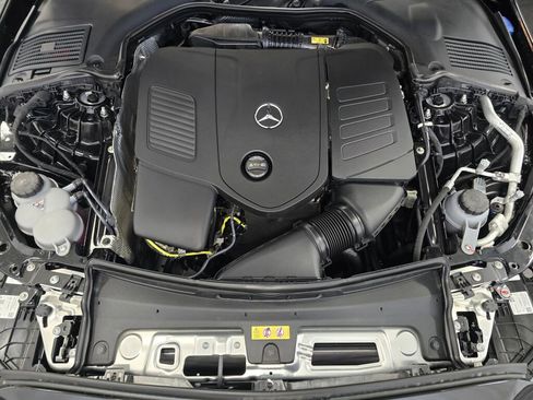 New 2025 Mercedes-Benz C 300 4MATIC Sedan image 10