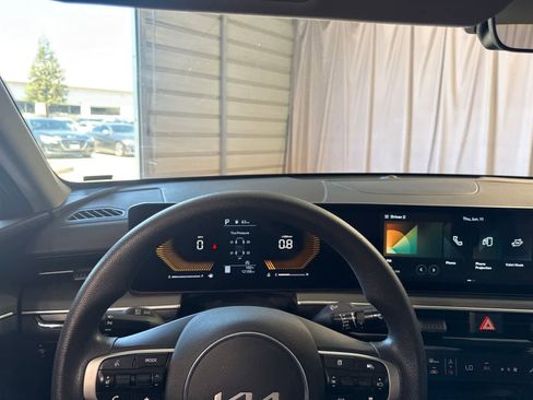 Used 2026 Kia K5 LXS FWD image 23