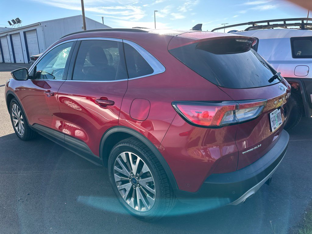 Used 2020 Ford Escape Titanium AWD/4WD image 6