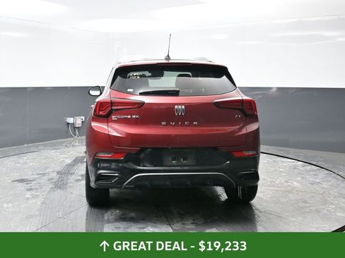 Used 2024 Buick Encore GX Sport Touring image 13