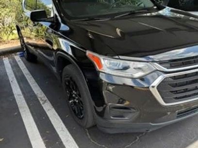 Used 2021 Chevrolet Traverse LS