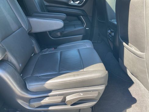 Used 2022 Chevrolet Tahoe Z71 w/ Z71 Off-Road Package image 21