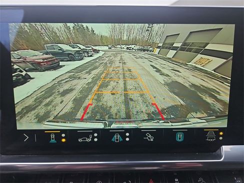 Used 2023 GMC Sierra 1500 SLT w/ SLT Premium Package image 15