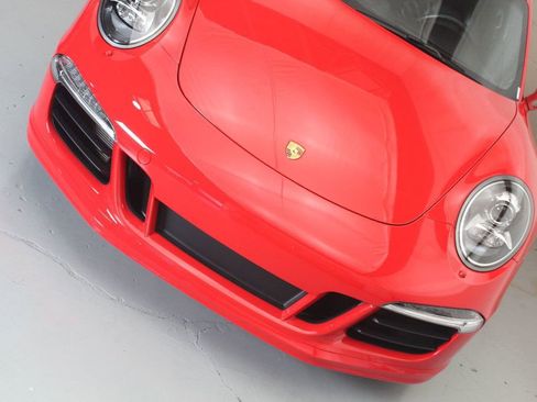 Used 2016 Porsche 911 Carrera S image 7