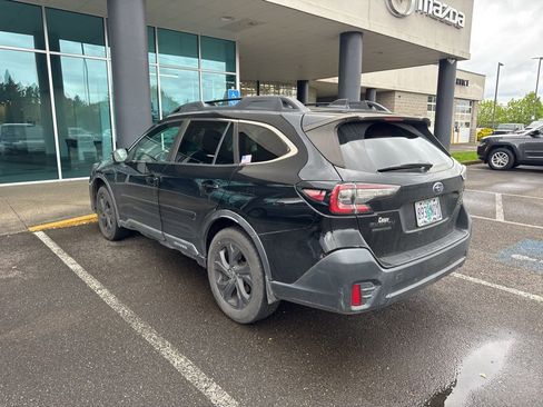 Used 2020 Subaru Outback Onyx Edition XT AWD/4WD image 4