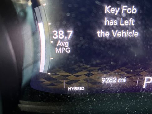 Used 2023 Jeep Wrangler Unlimited Sahara w/ Cold Weather Group image 17