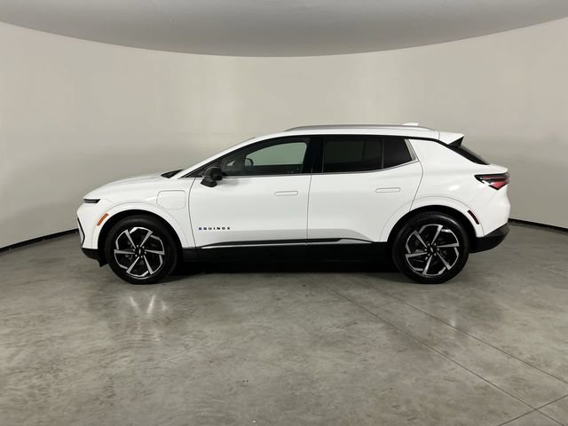Certified 2024 Chevrolet Equinox EV LT w/ LPO, Blackout Package FWD image 5