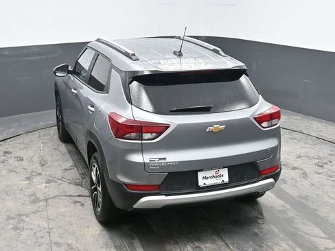 Used 2025 Chevrolet TrailBlazer LT w/ Driver Confidence Package image 29