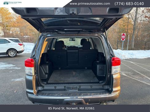 Used 2011 Toyota 4Runner SR5 image 24