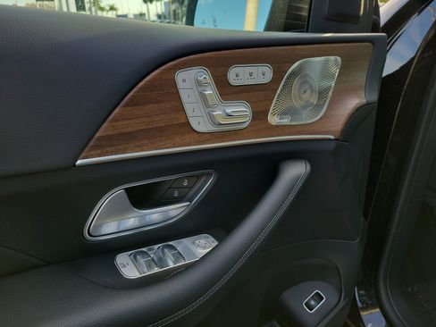 Certified 2025 Mercedes-Benz GLE 580 4MATIC image 23