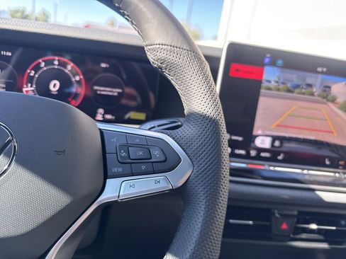 New 2026 Volkswagen Tiguan SE R-Line image 33