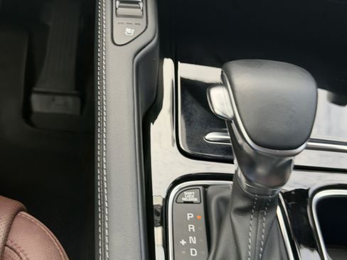 Certified 2024 Kia Telluride EX w/ EX Captain's Chair Package FWD image 25