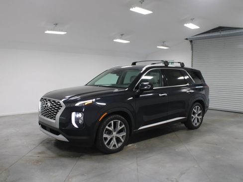Used 2021 Hyundai Palisade SEL w/ Premium Package FWD image 4