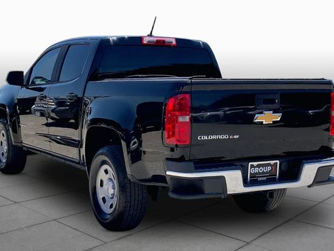 Used 2018 Chevrolet Colorado W/T w/ WT Convenience Package RWD image 10