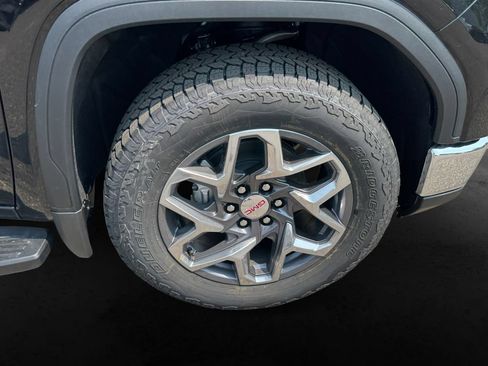 New 2026 GMC Sierra 1500 SLT w/ SLT Premium Plus Package AWD/4WD image 11