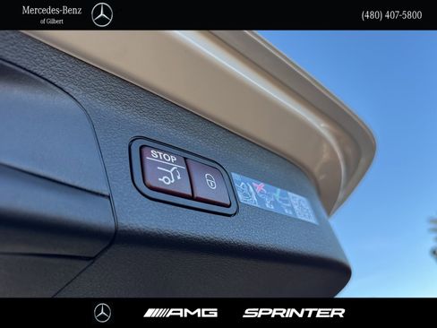 New 2026 Mercedes-Benz GLS 580 4MATIC image 7