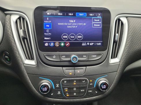 Used 2023 Chevrolet Malibu LT image 25