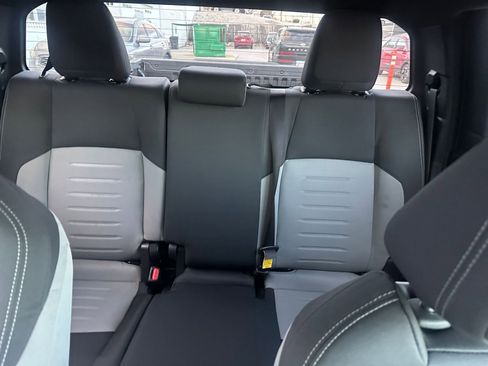 Used 2025 Toyota Tacoma TRD Off-Road image 36