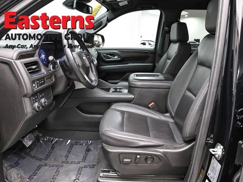 Used 2024 Chevrolet Suburban LT image 14