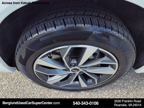 Used 2021 Audi Q5 Premium Plus image 10