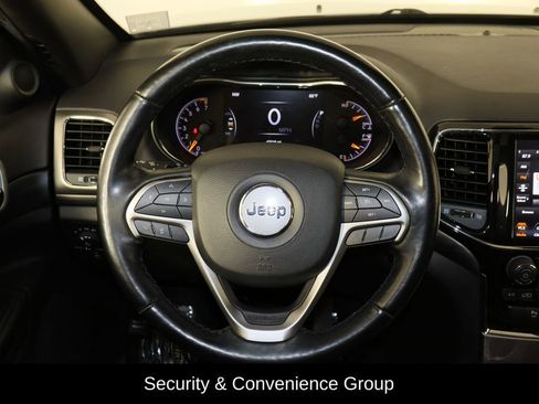 Used 2020 Jeep Grand Cherokee Altitude image 5