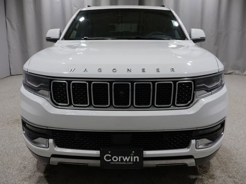 Used 2022 Jeep Wagoneer Series III w/ Premium Group I image 6