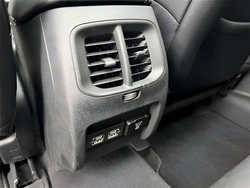 Used 2023 Jeep Cherokee Altitude Lux w/ Lux Elite Package image 15