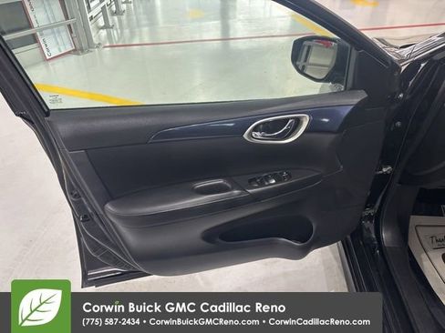 Used 2019 Nissan Sentra SR image 12