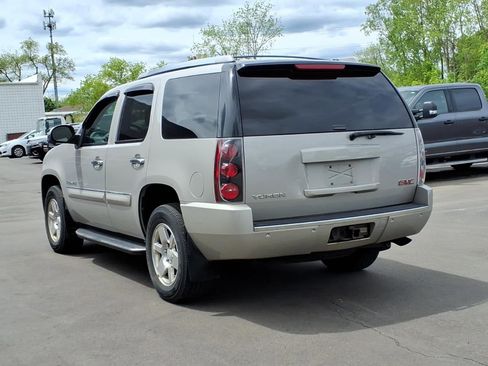 Used 2007 GMC Yukon Denali AWD/4WD image 3