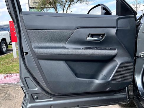 New 2026 Nissan Kicks SV w/ Charging Package image 14