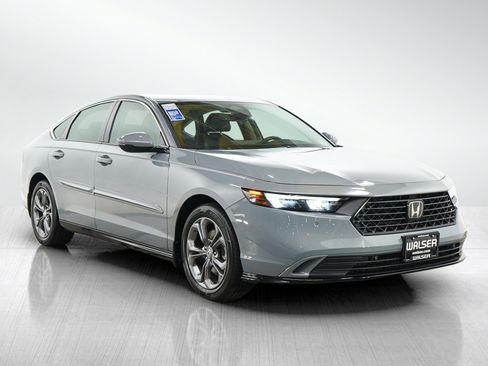 Used 2023 Honda Accord EX-L image 7