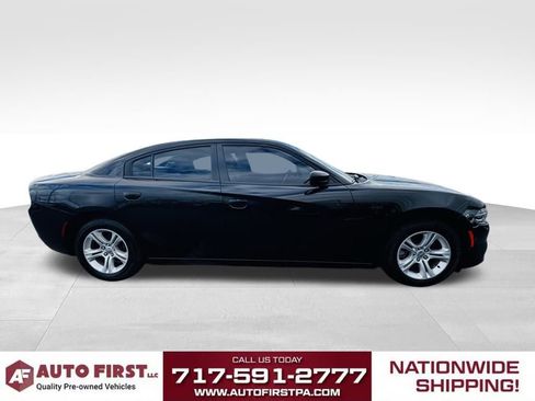 Used 2021 Dodge Charger SXT w/ Leather Interior Group image 2
