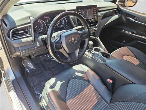 Used 2023 Toyota Camry SE w/ Convenience Package FWD image 11
