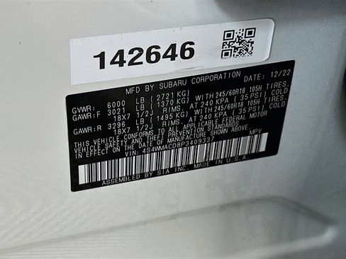 Used 2023 Subaru Ascent Premium w/ Convenience Package AWD/4WD image 12