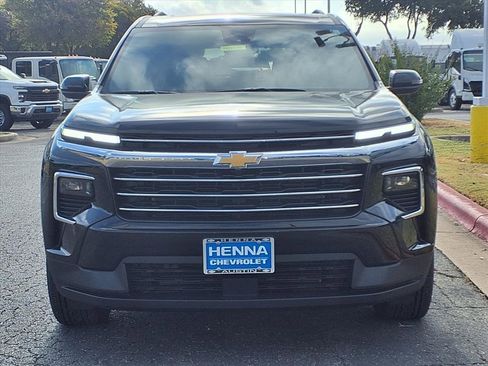 New 2026 Chevrolet Traverse LT w/ Sun and Wheel Package image 2