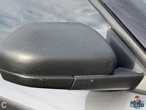 Used 2022 Ford Explorer XLT w/ Equipment Group 202A image 6