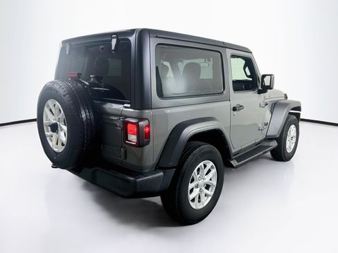 Used 2023 Jeep Wrangler Sport AWD/4WD image 5