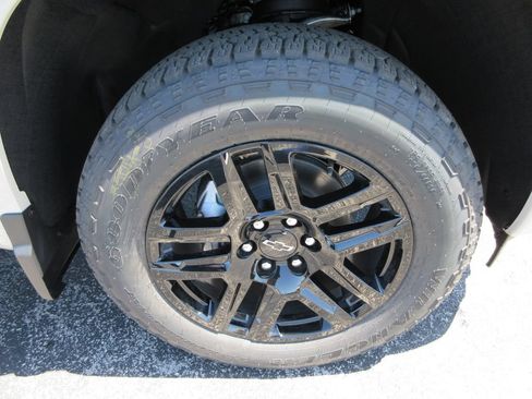 New 2026 Chevrolet Silverado 1500 RST w/ RST Select Package AWD/4WD image 10