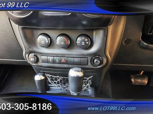 Used 2012 Jeep Wrangler Unlimited Sport AWD/4WD image 99