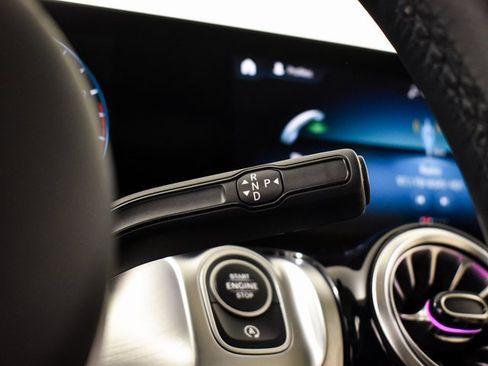 Certified 2023 Mercedes-Benz GLB 250 image 25