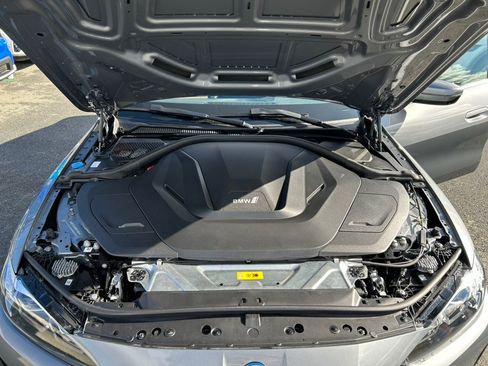 Used 2023 BMW i4 eDrive40 image 73