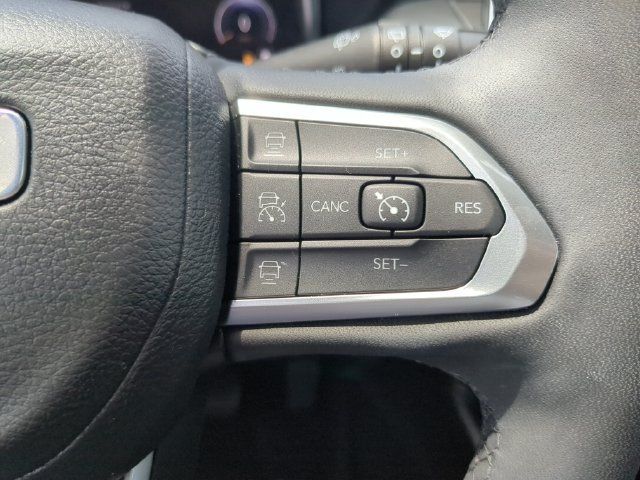 Used 2023 Jeep Compass High Altitude AWD/4WD image 32