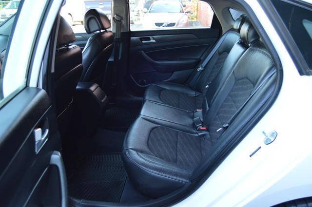 Used 2015 Hyundai Sonata Sport w/ Option Group 03 FWD image 40