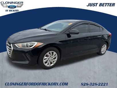 Used 2017 Hyundai Elantra SE