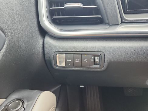 New 2026 GMC Terrain Elevation FWD image 15