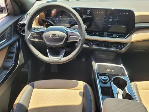 New 2026 Chevrolet Equinox ACTIV image 17