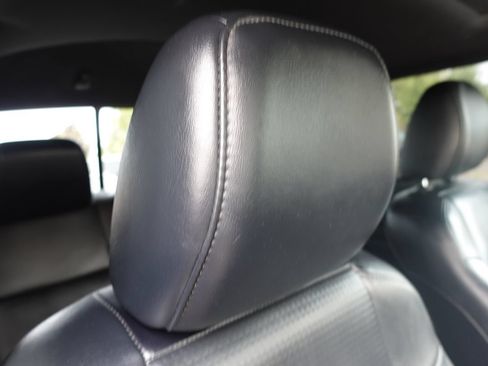 Used 2020 Toyota Tacoma TRD Off-Road AWD/4WD image 38